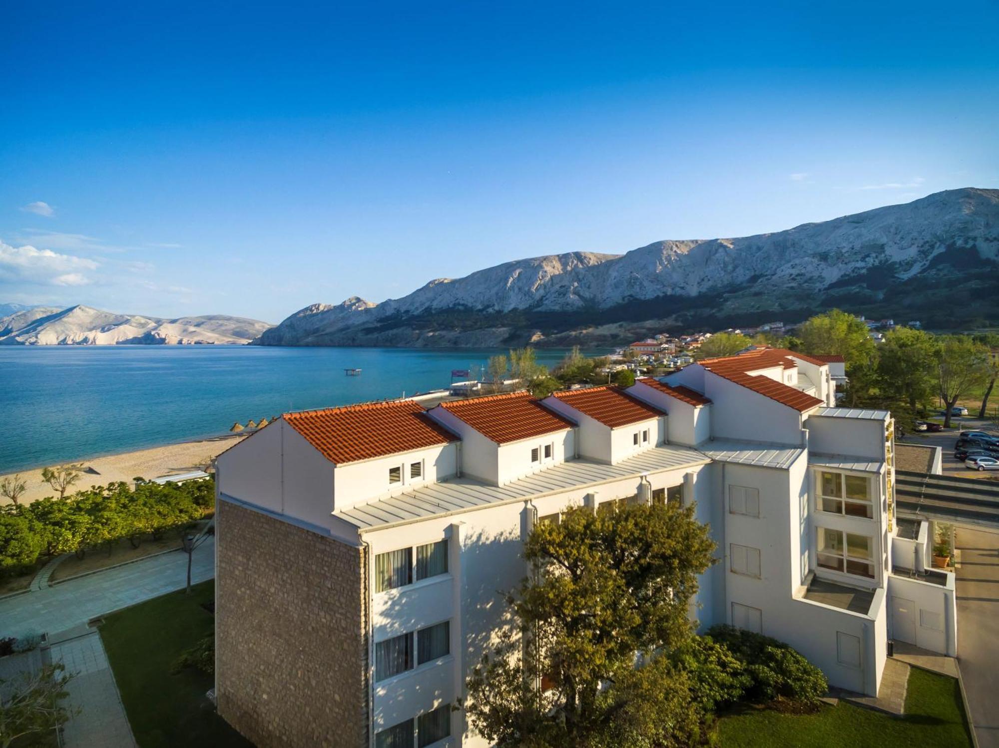 Sunny Baska Residence By Valamar, Ex Zvonimir Bagian luar foto