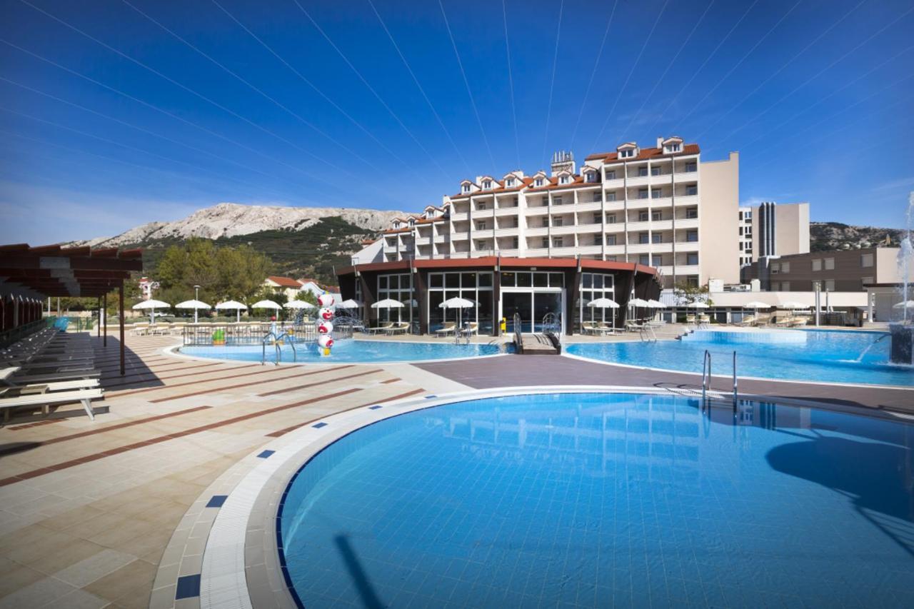 Sunny Baska Residence By Valamar, Ex Zvonimir Bagian luar foto