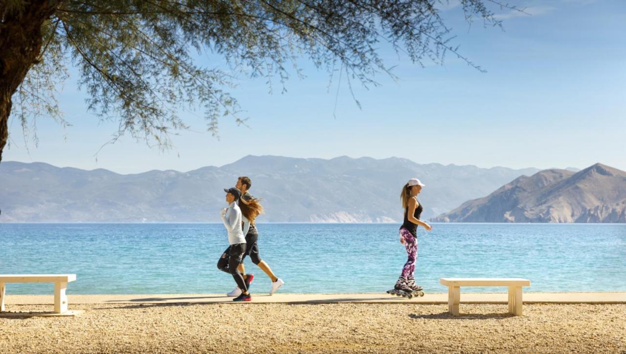 Sunny Baska Residence By Valamar, Ex Zvonimir Bagian luar foto